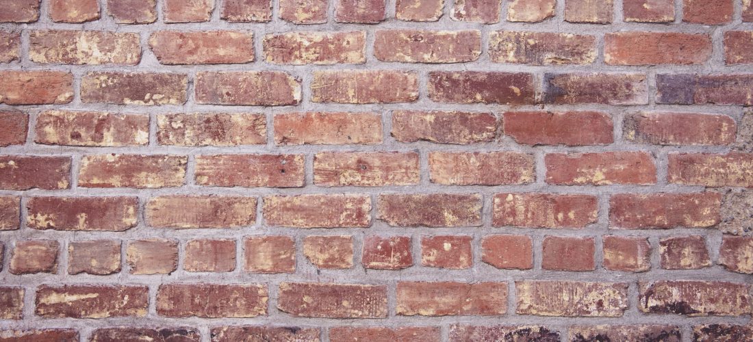 Impregnacja cegły – jaki preparat wybrać i co zrobić?
