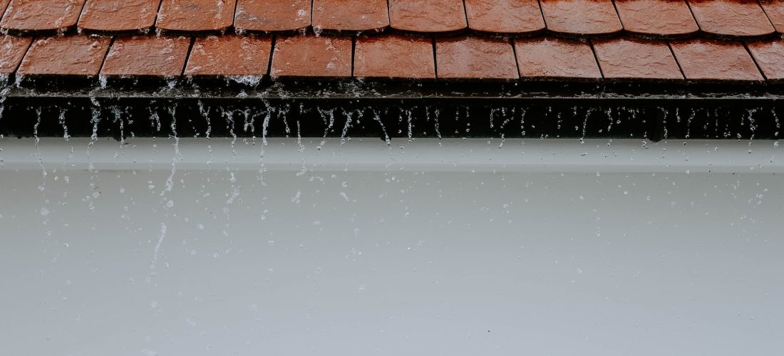 Remont dachu – kiedy najlepiej go przeprowadzić?