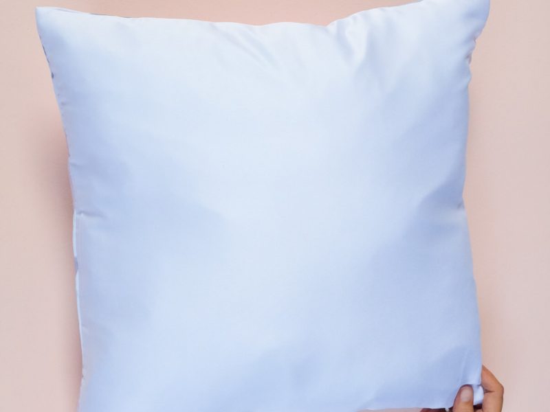 Poduszki z ziarnami na zdrowy sen – dlaczego warto je mieć?